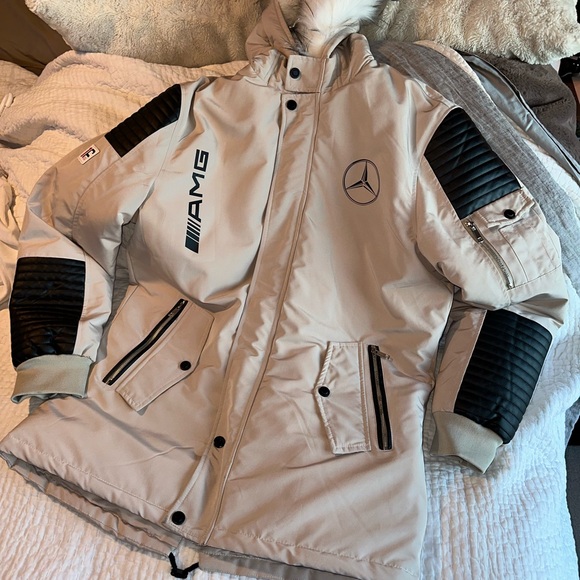 BVRT 1F Super XXXl Tan winter coat F1 AMG fits like an XL-XXL - Picture 8 of 15